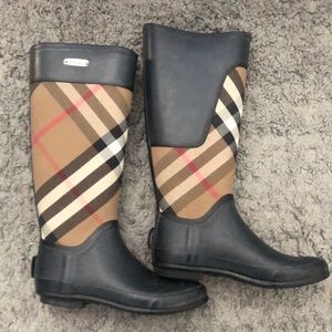 Burberry Boots